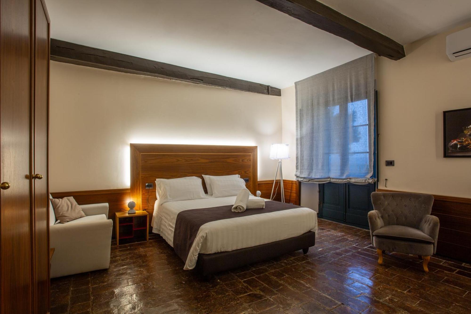 La Loggia Historic Resort Gradara Quarto foto